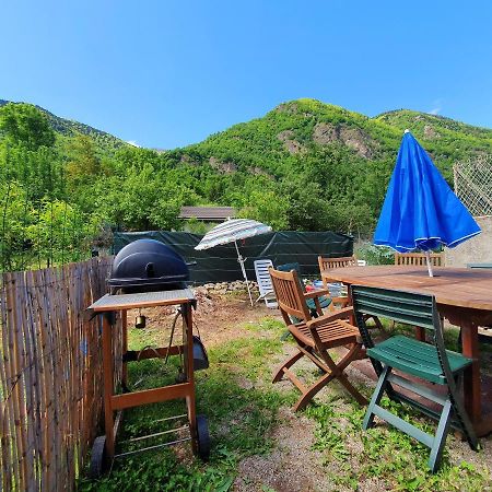Maison Au Coeur Des Pyrenees Perles-et-Castelet Kültér fotó
