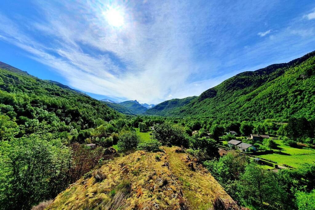 Maison Au Coeur Des Pyrenees Perles-et-Castelet Kültér fotó